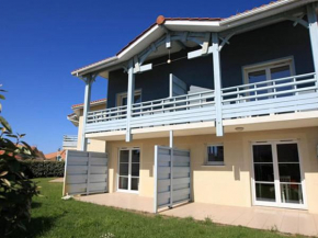 Boutique Holiday Home in Biscarrosse withTerrace